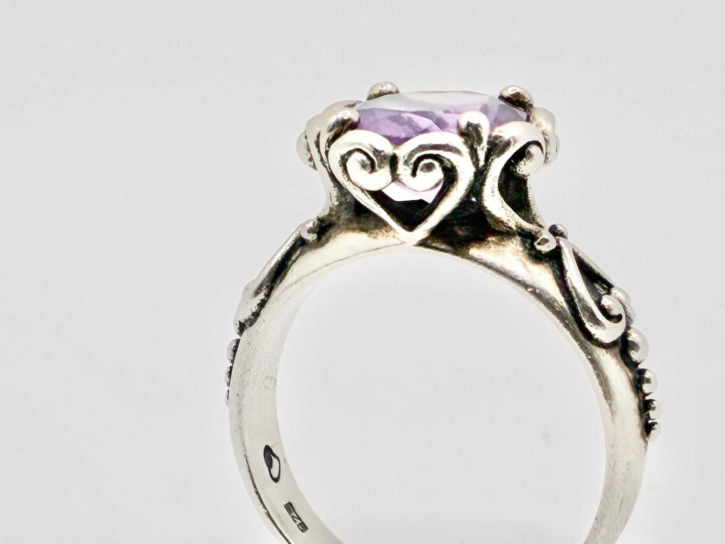 925 Sterling Silver Purple Heart Motif Ring — Size 9.25