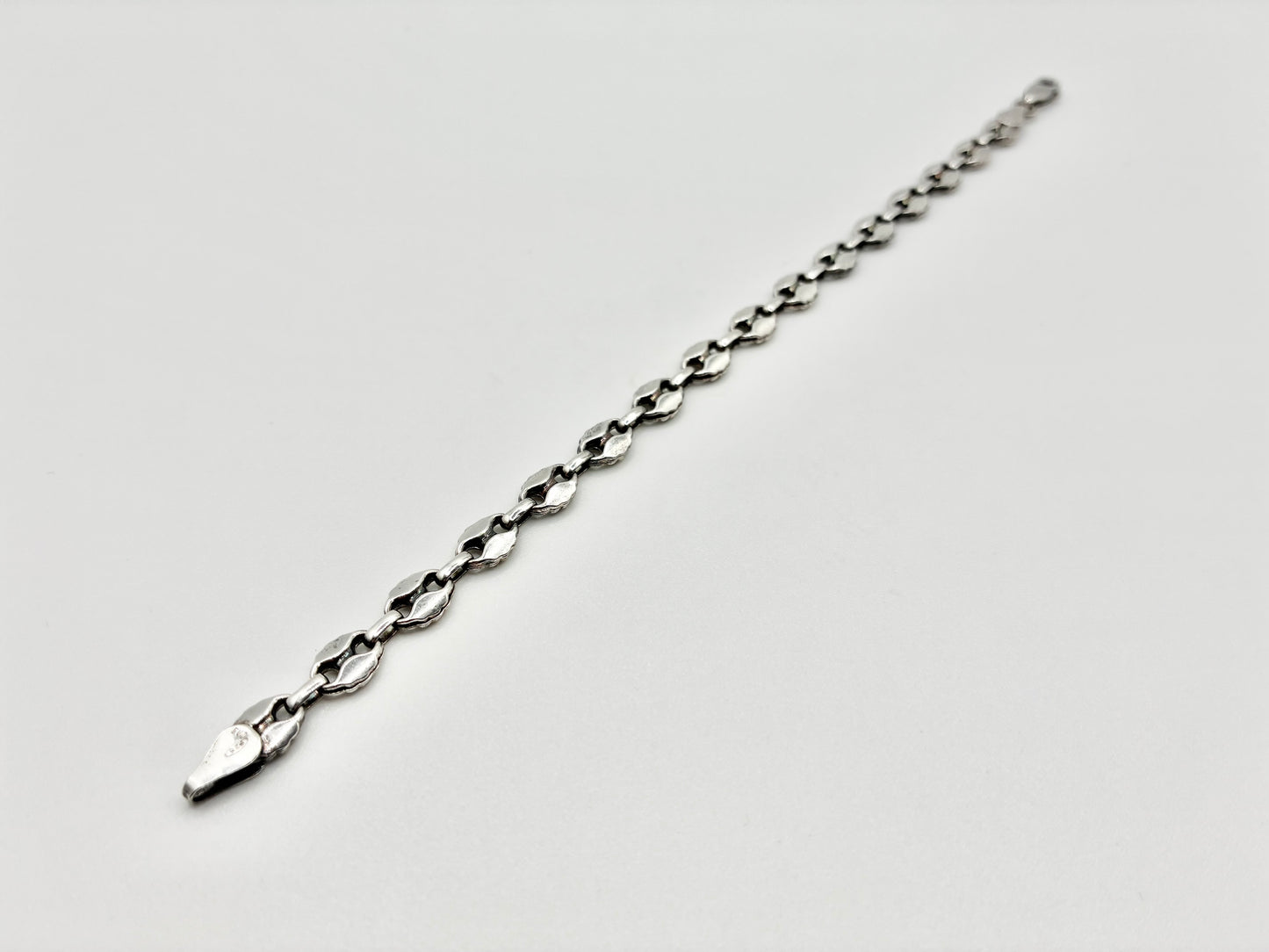 Italian 925 Sterling Silver Leaf-Link Bracelet — 7"