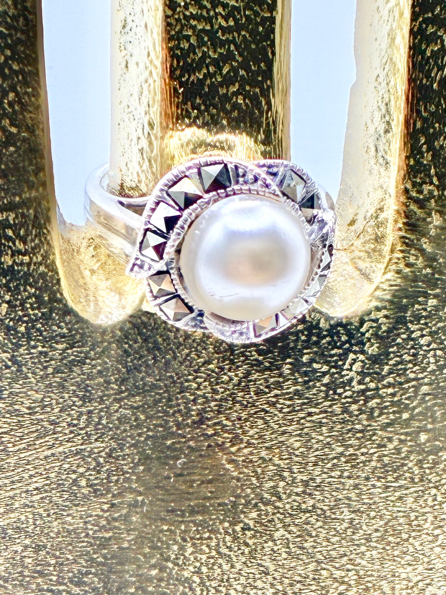 Sterling Silver 925 Pearl & Marcasite Halo Ring Size 6.75