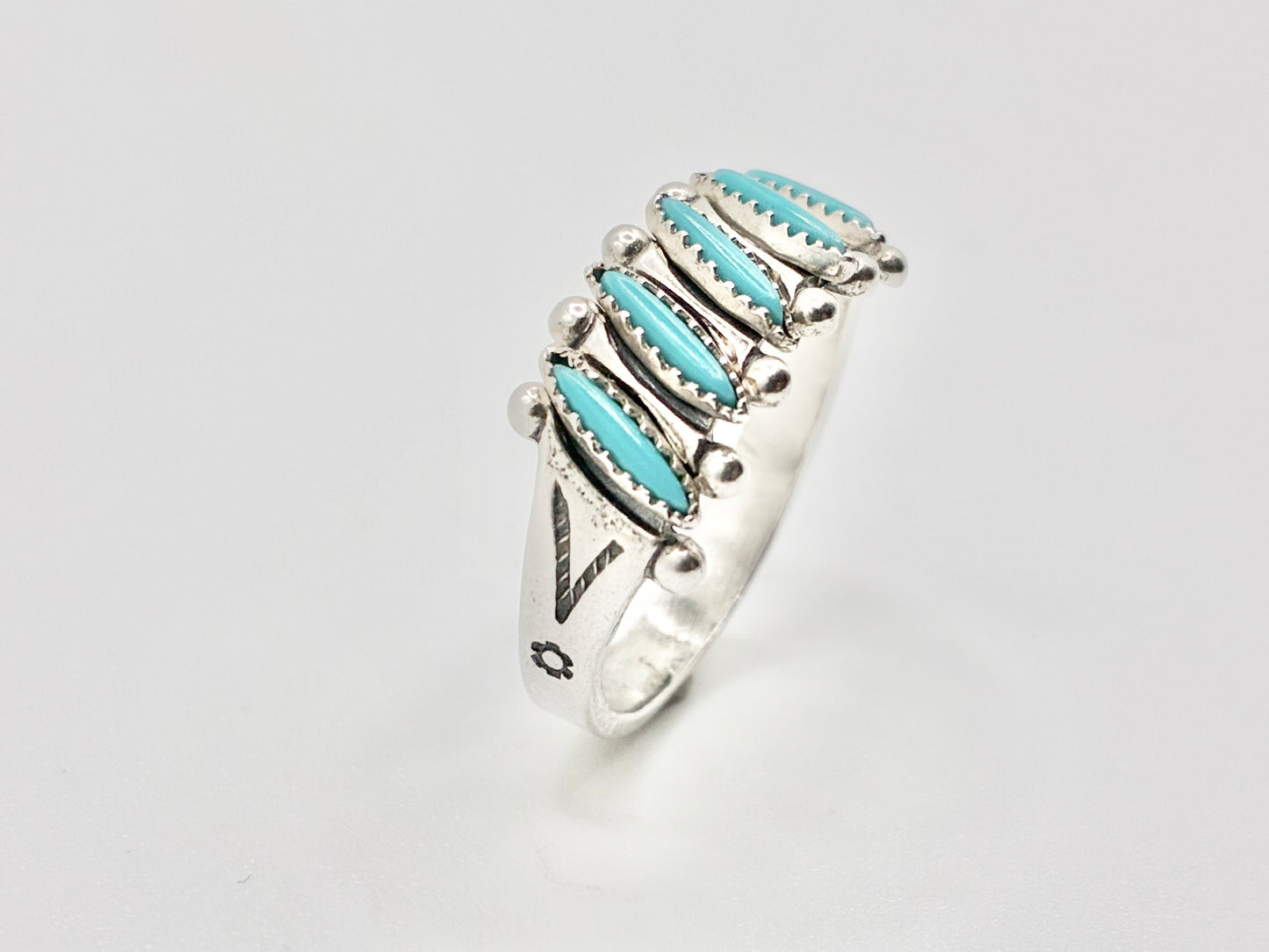 Zuni Sterling Silver Turquoise Petit-Point Ring — Size 8.5