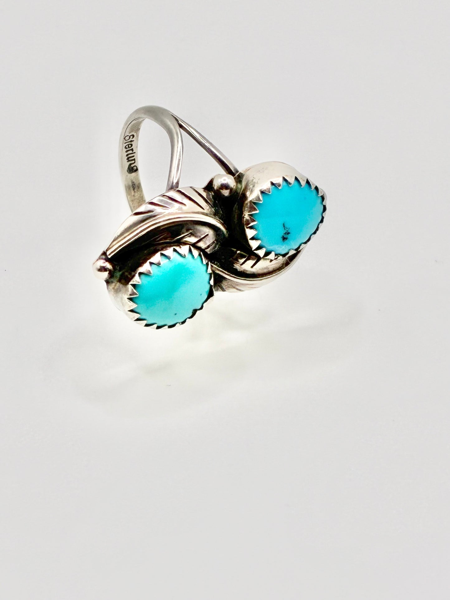 Sterling Silver Turquoise Leaf Navajo Ring - Size 6.75