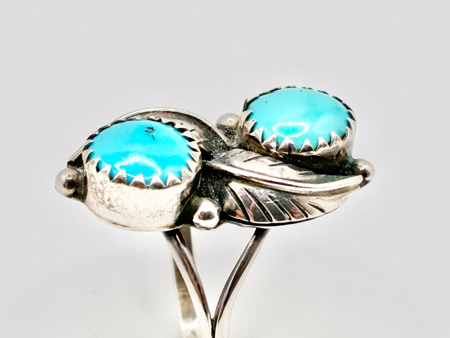 Sterling Silver Turquoise Leaf Navajo Ring - Size 6.75