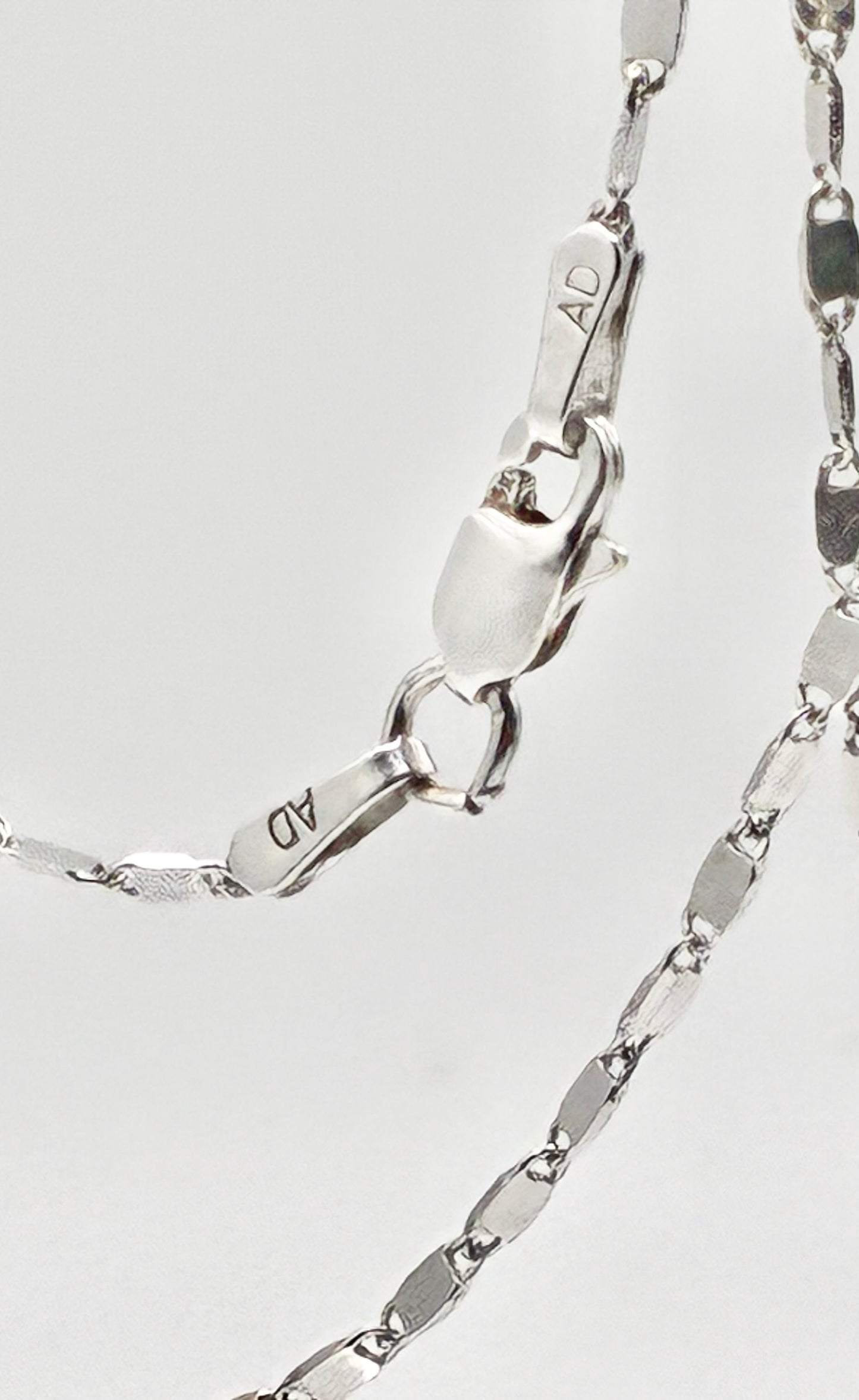 14K White Gold Faceted Link Necklace – 22.5”