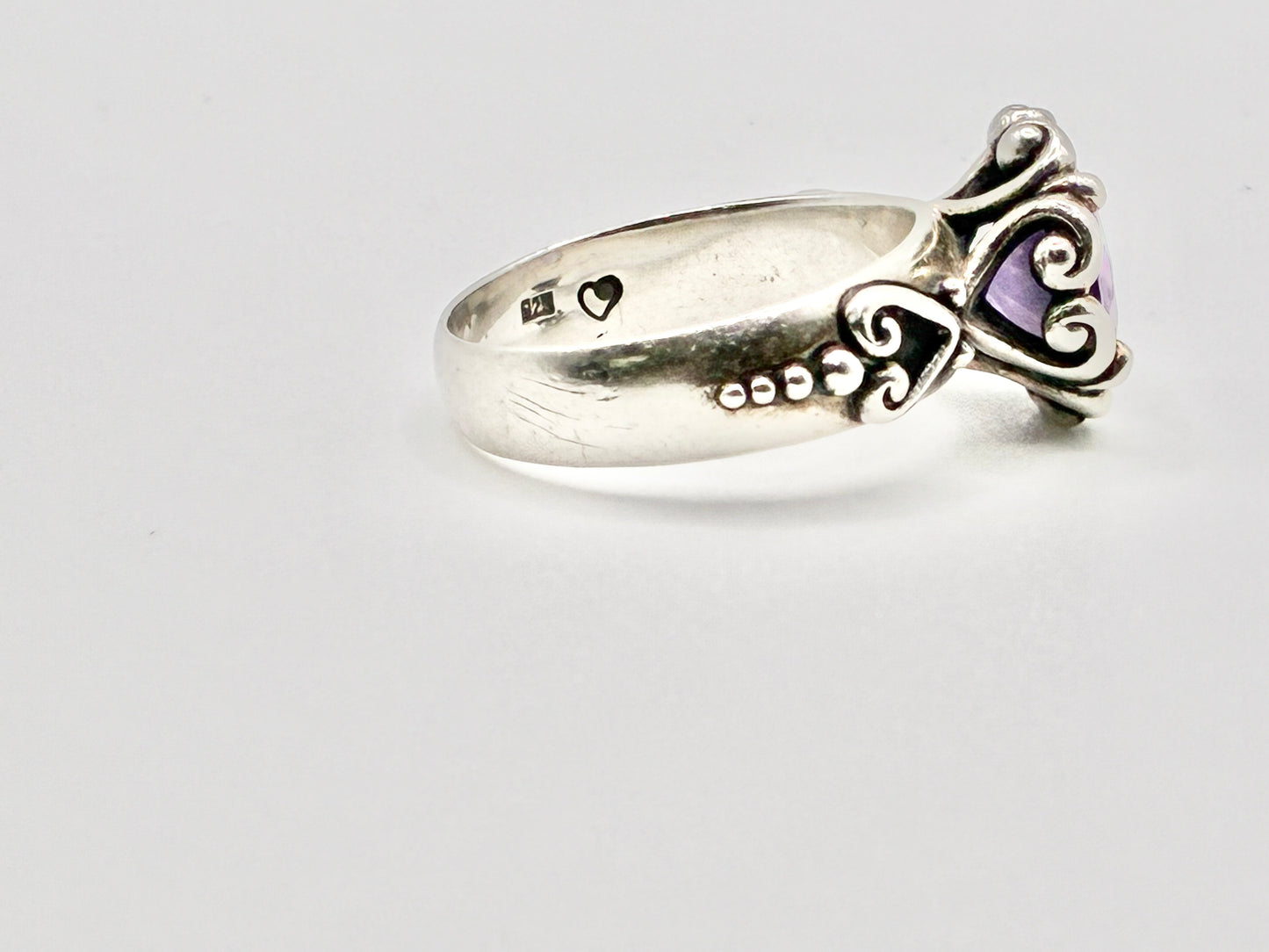 925 Sterling Silver Purple Heart Motif Ring — Size 9.25