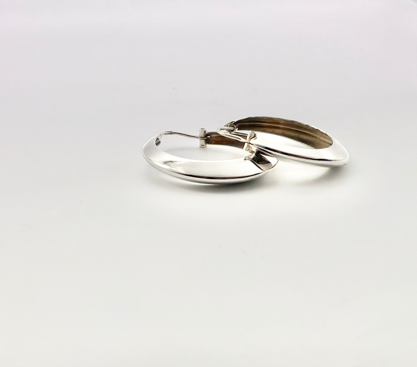 JOIA 925 Italy Sterling Silver Sculptural Hoop Earrings