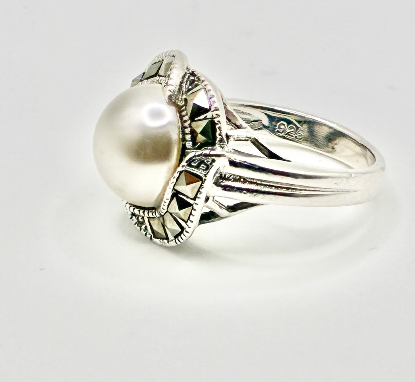 Sterling Silver 925 Pearl & Marcasite Halo Ring Size 6.75