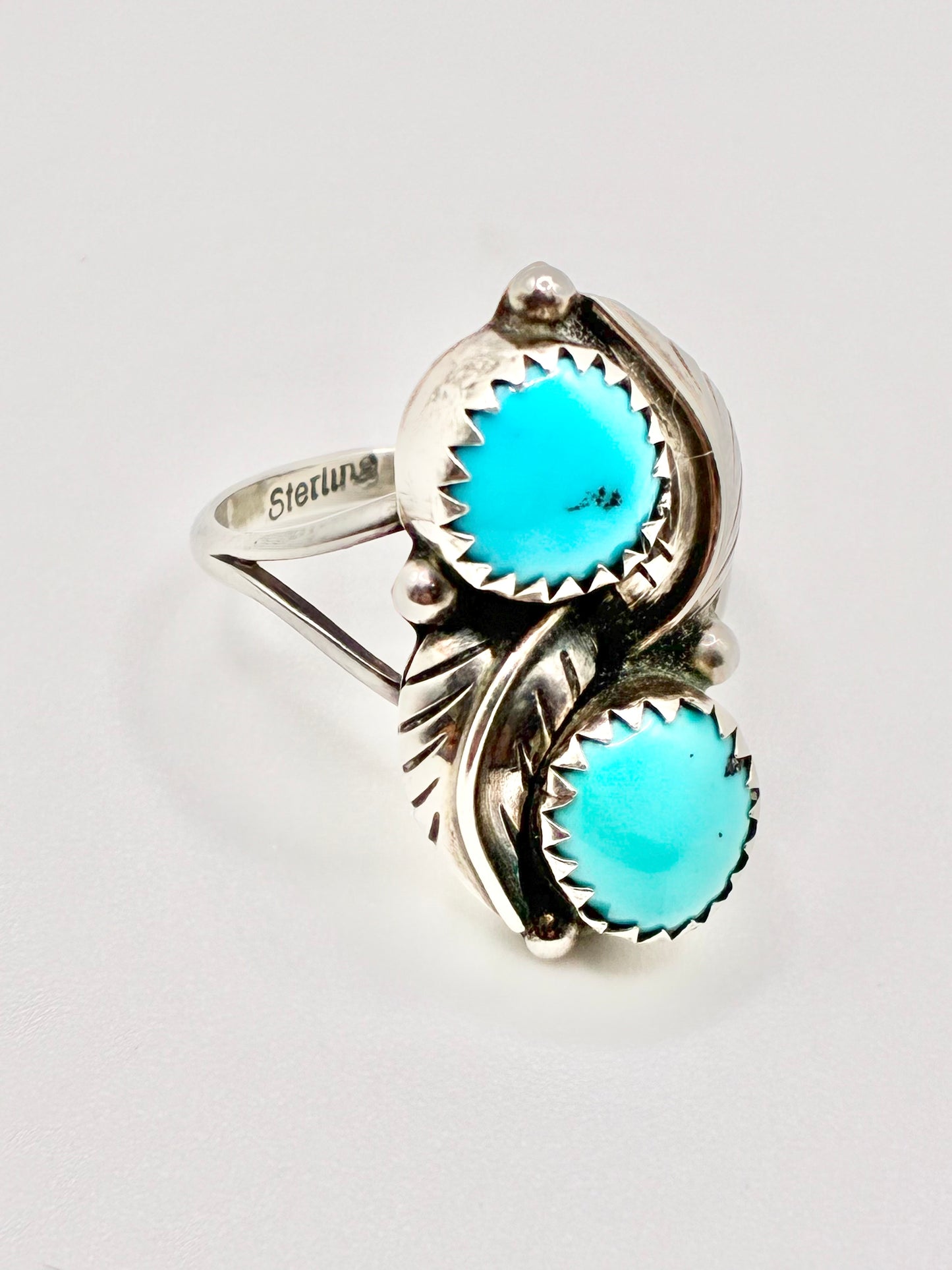 Sterling Silver Turquoise Leaf Navajo Ring - Size 6.75