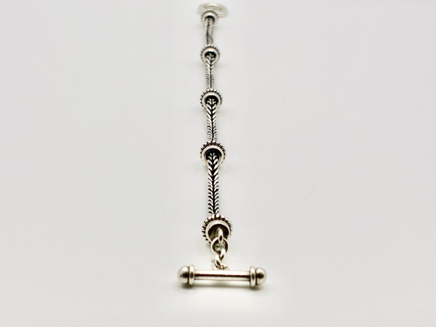 Ilaria 925 Sterling Silver Cable Station Bracelet — 8"