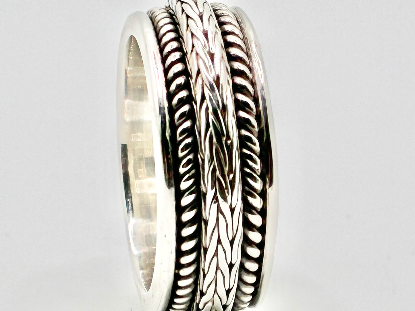 Suarti Bali Sterling Silver Wheat Spinner Band — Size 8