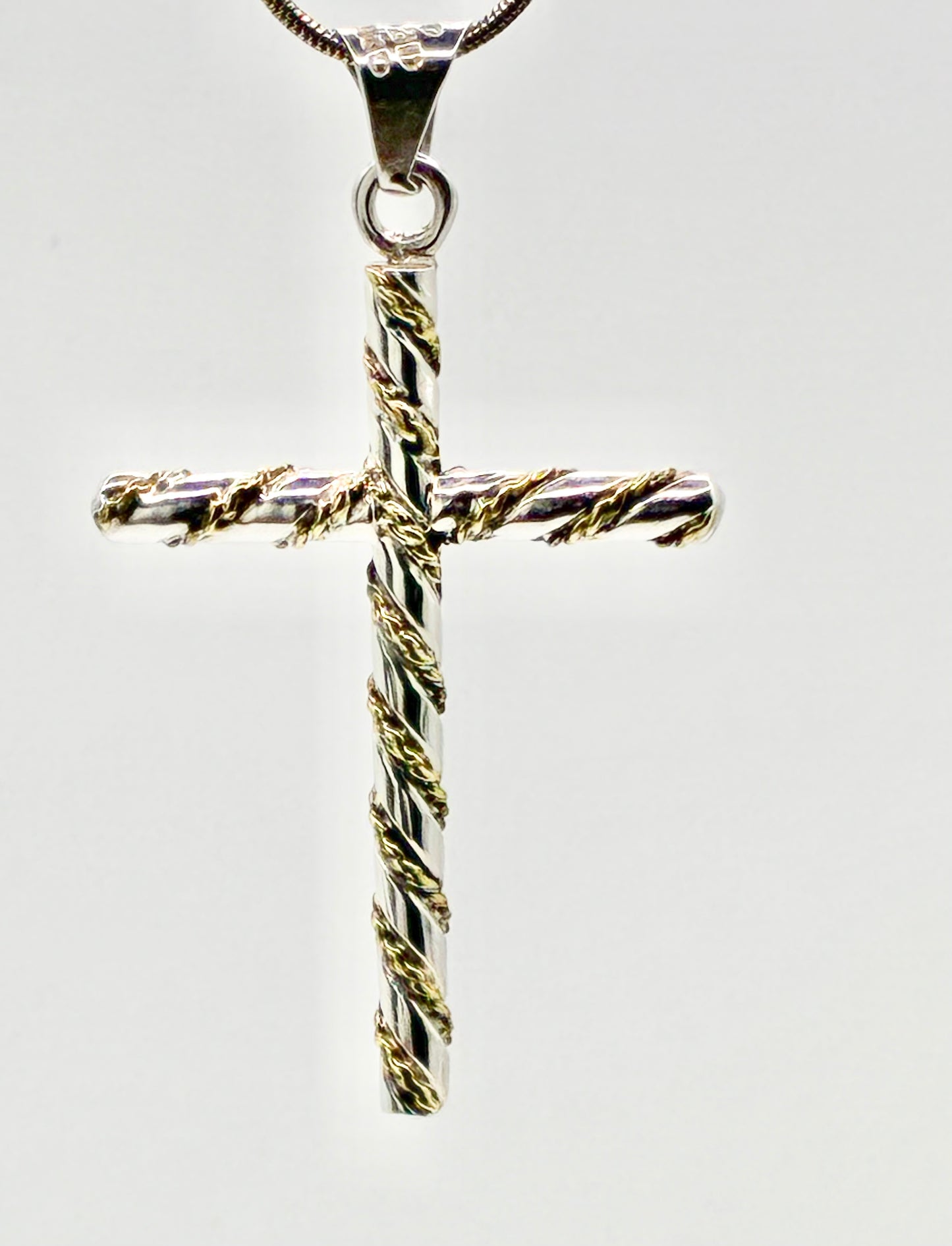 Mexico 925 Sterling Silver Cross Pendant – Twisted Rope Bars, Gold-Tone Accents
