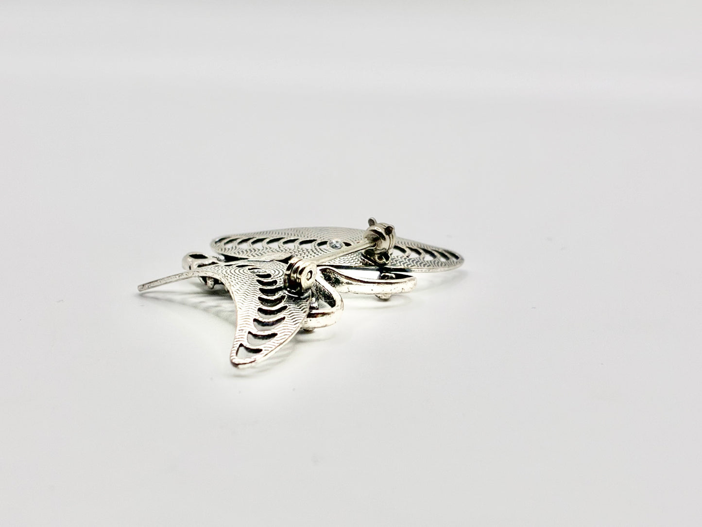 BEAU Sterling Silver Butterfly Brooch – Sculptural Openwork Wing Design