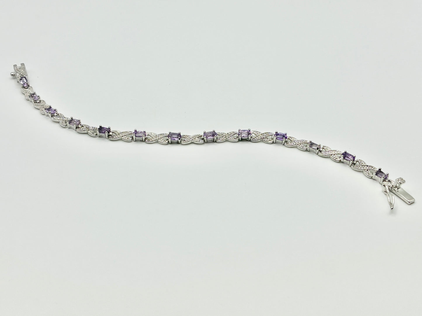 Victoria Townsend Sterling Silver Genuine Amethyst & Diamond Infinity Link Bracelet – 7.5"