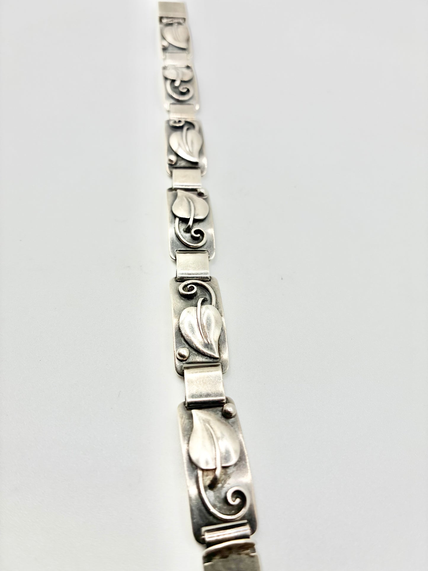 Laurence Foss Sterling Hand-Wrought Leaf Link Bracelet – 7.5"