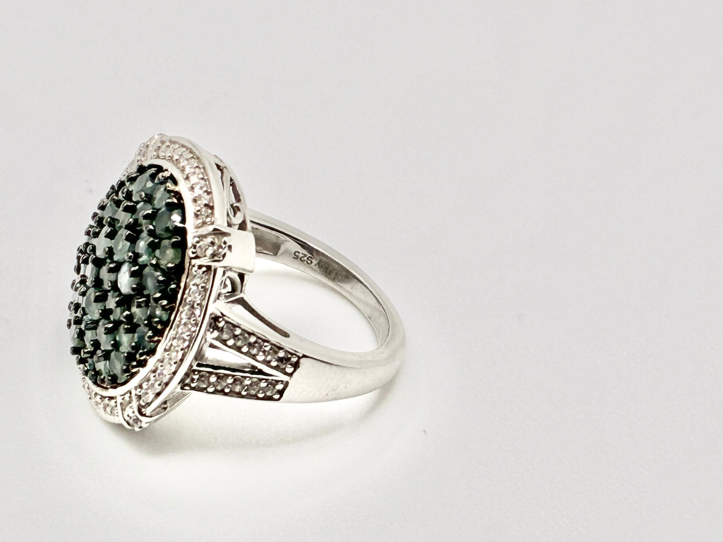 DJoy 925 Sterling Silver Oval Cluster Ring – Size 6