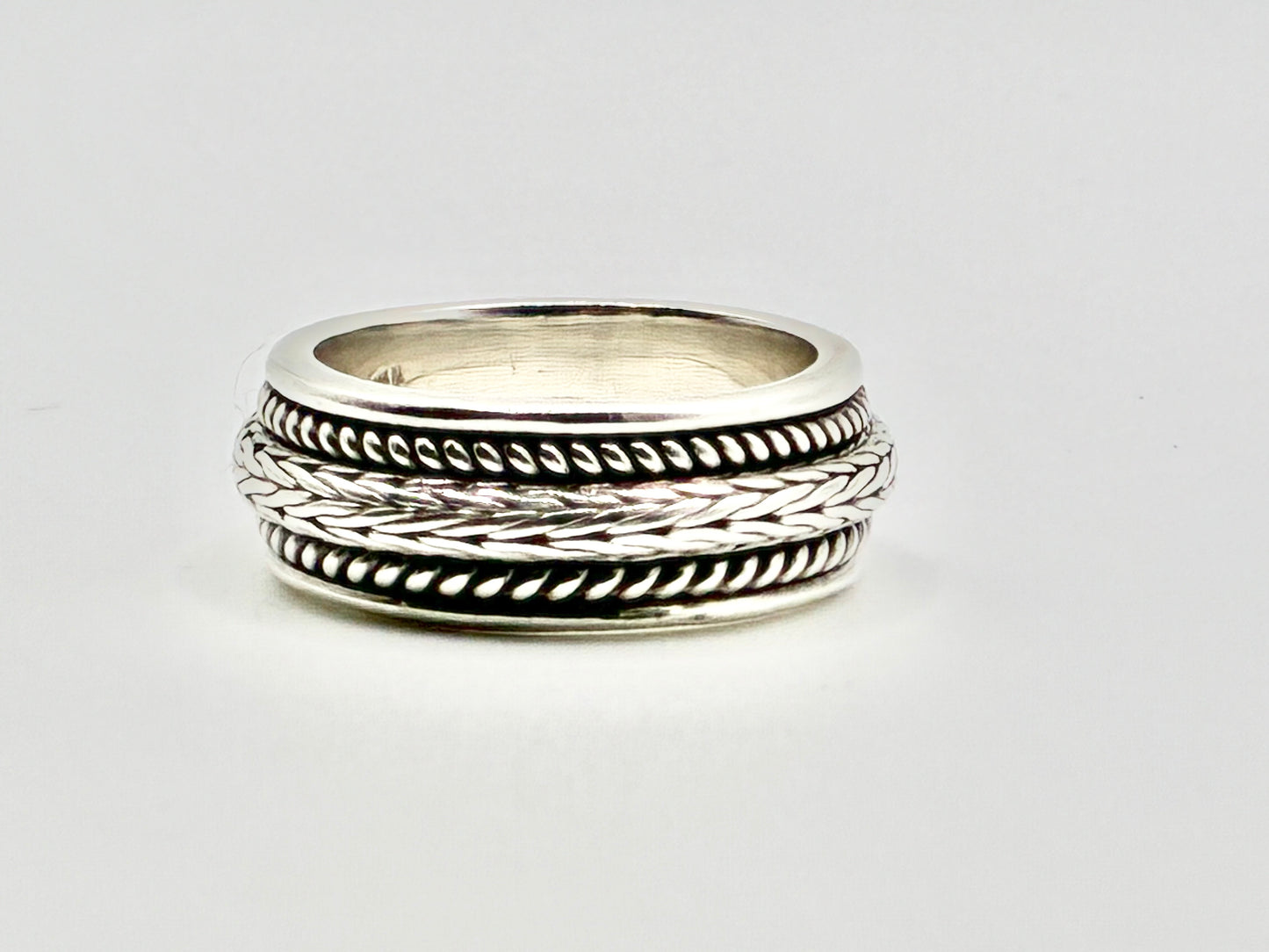 Suarti Bali Sterling Silver Wheat Spinner Band — Size 8