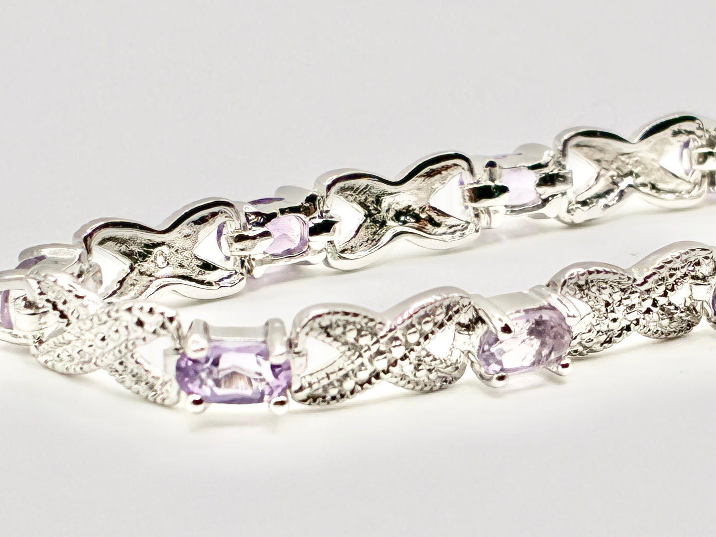 Victoria Townsend Sterling Silver Genuine Amethyst & Diamond Infinity Link Bracelet – 7.5"