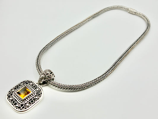 Sterling Silver Wheat Chain Necklace with Ornate Gemstone Pendant – 18"