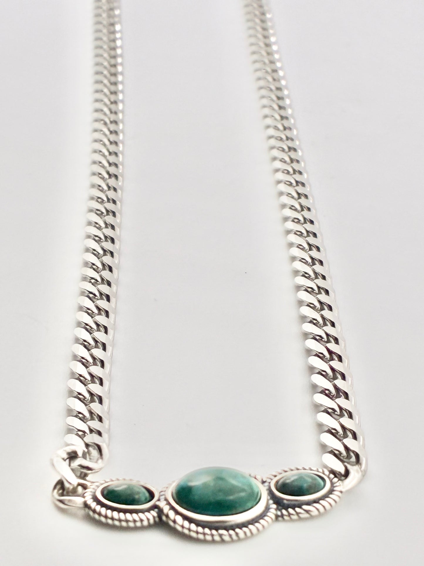 925 PZ Israel Green Cabochon Pendant & Necklace