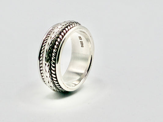 Suarti Bali Sterling Silver Wheat Spinner Band — Size 8