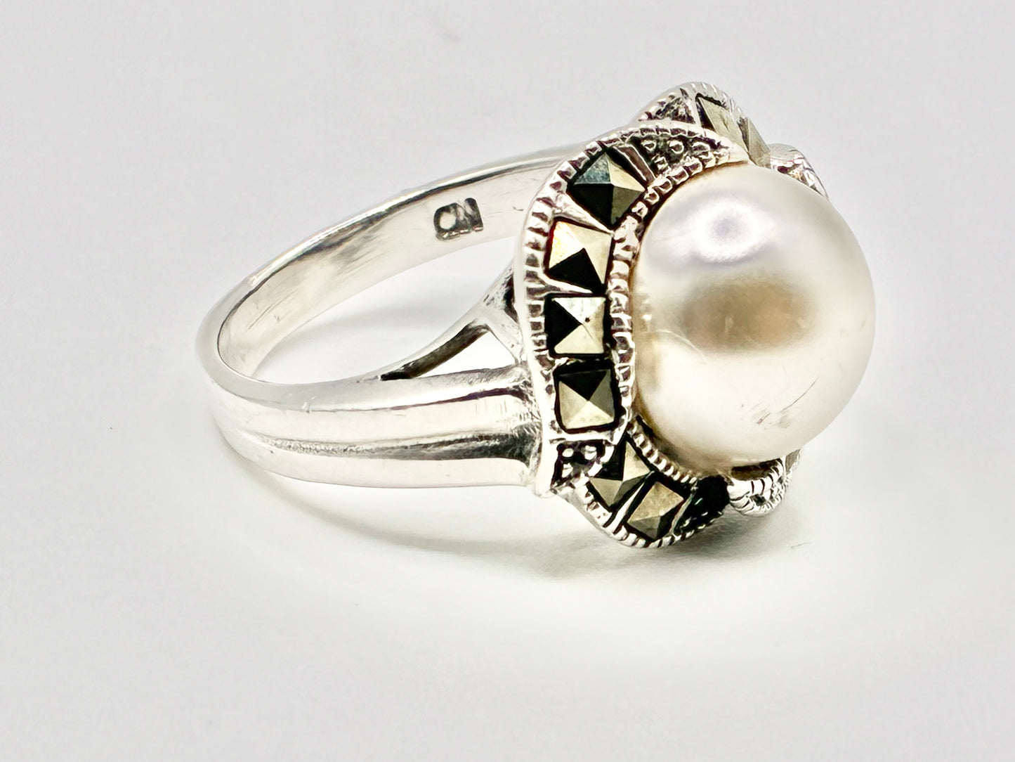 Sterling Silver 925 Pearl & Marcasite Halo Ring Size 6.75