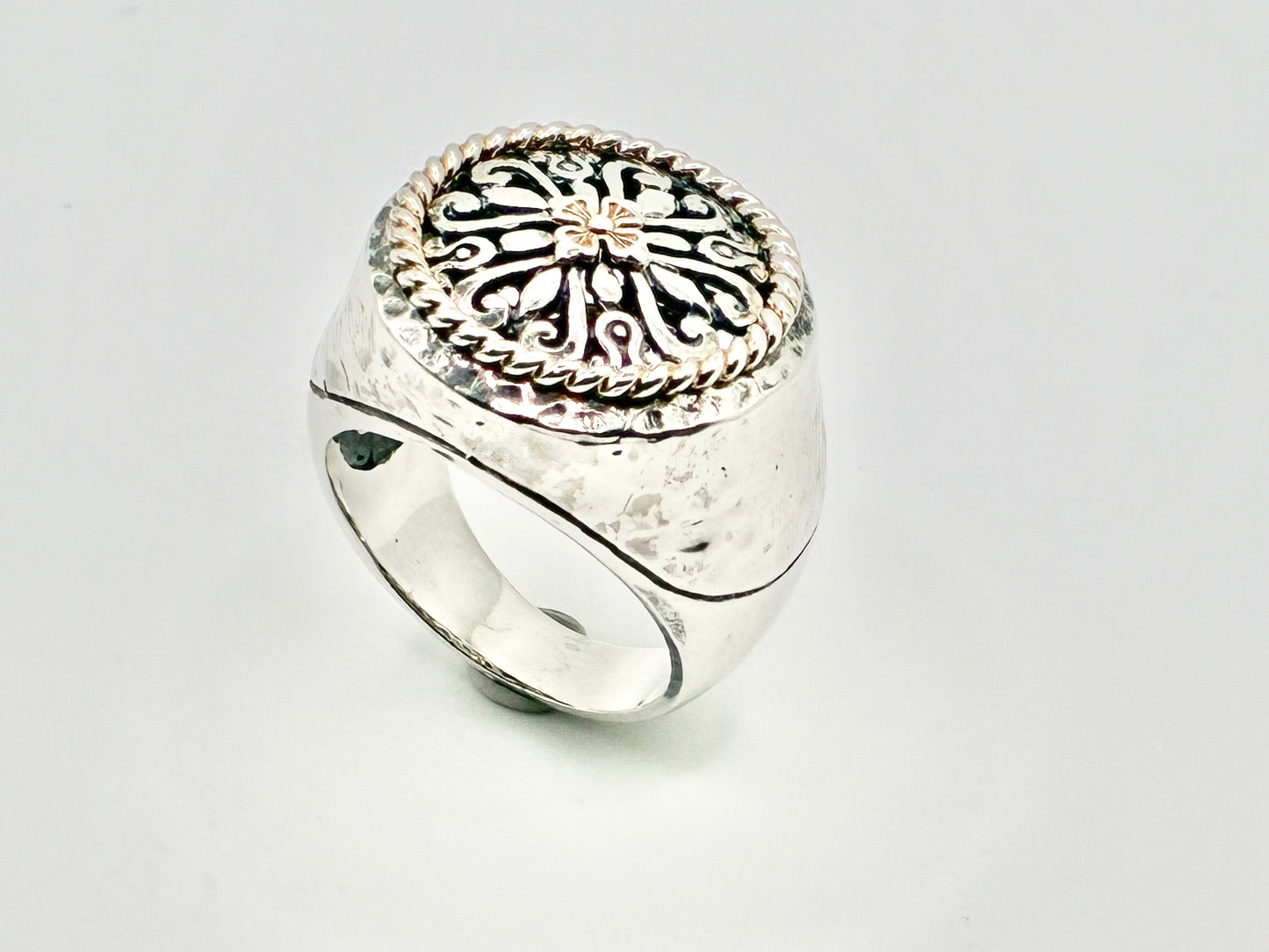 AE Sterling Silver Medallion Ring – Size 7.25