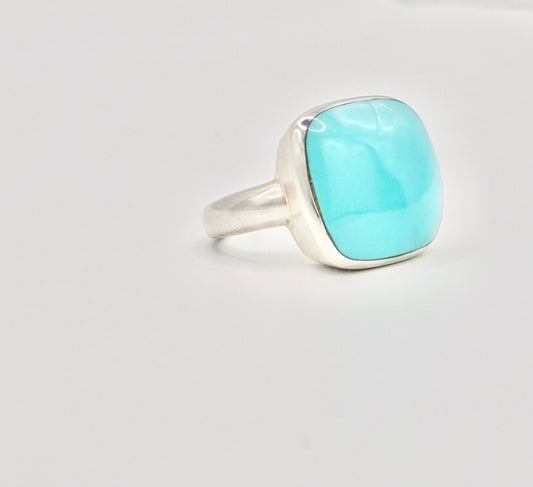 Large Turquoise-Color Cabochon Ring in 925 Sterling Silver - Size 7