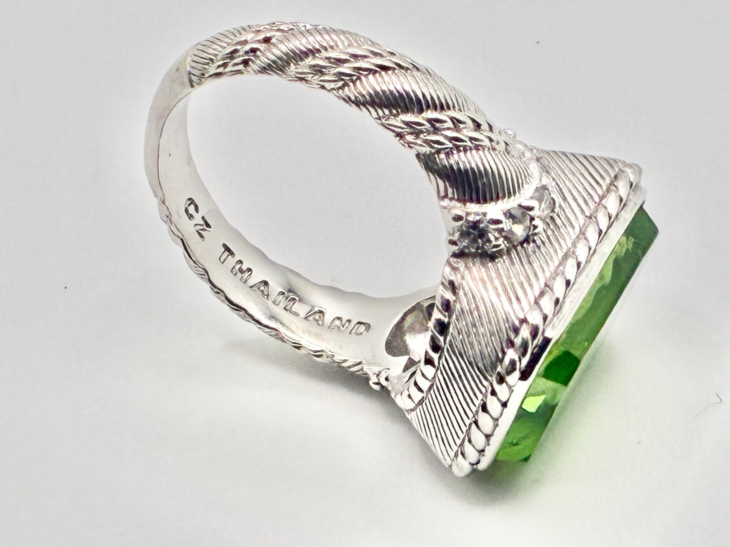 Judith Ripka 925 Greek Goddess Intaglio Ring — Peridot-Green Crystal — Size 7