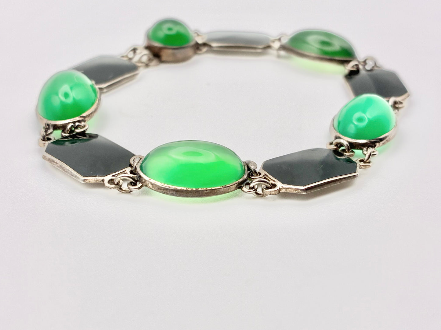 Sterling Silver Bracelet with Green & Black Cabochons – 7"